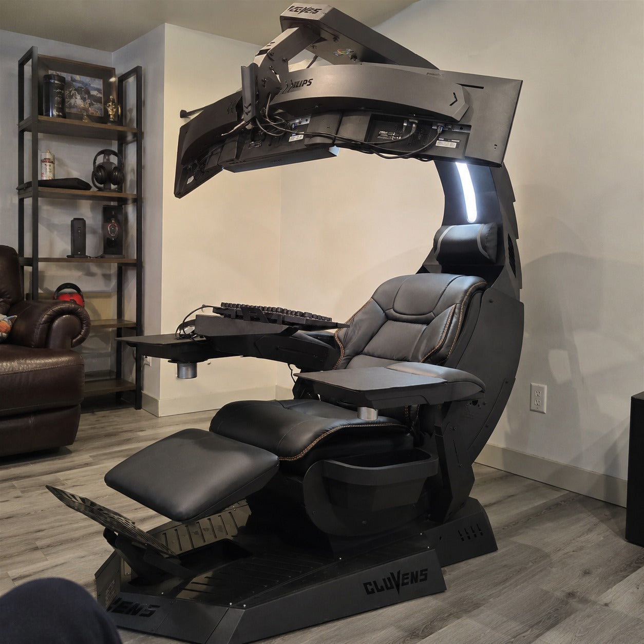 Supernova Zero-Gravity Futuristic Cockpit Gaming Workstation